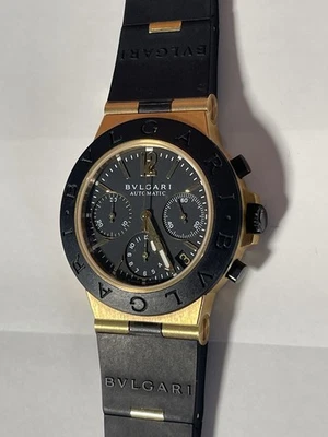 Reloj Cronógrafo Automático Bvlgari 38mm Diagono Buceo Oro 18k Modelo AC 38 G Foto 1 de 4