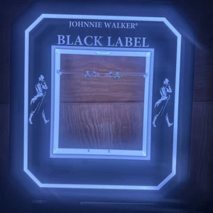 Johnny Walker Black Label Feuerzeug Flaschenaufsteller Neu  - Bild 1 von 6