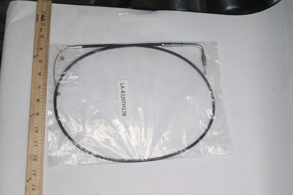 Kit de linha de freio LA Choppers revestido de vinil aço inoxidável preto LA-8320TH13B - Imagem 1 de 3