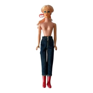 Bambola vintage MariClare Barbie/Francie clone capelli biondi ciglia occhi azzurri leggi - Foto 1 di 6