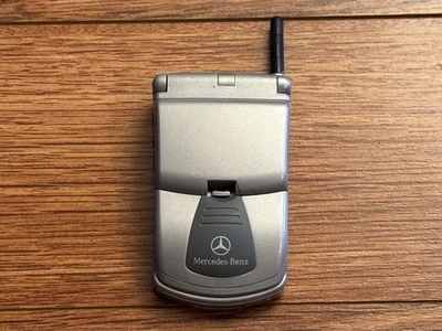 OEM 2000-2006 Mercedes-Benz W220 Center Console Motorola Telephone Flip Phone - Image 1 of 4