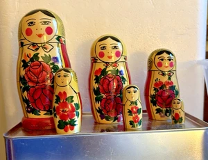 Vintage Matroschka russische verschachtelte Puppen 6 Stück Set UdSSR hergestellt handbemalt - Bild 1 von 8