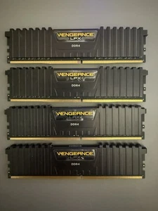 Corsair Vengeance LPX 32 GB (4×8 GB) DDR4 3000 MHz RAM – 4 Single Modules - Photo 1/2