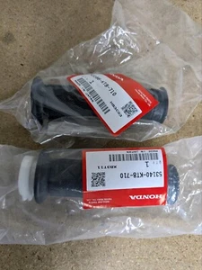 New OEM Honda Grips + Throttle Tube Sleeve Interceptor 750 VFR750F CB900F 02-07 - Picture 1 of 3