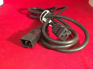 HPE UPS XR Extention Power Jumper Cord IEC to IEC C19 to C20 3M 10FT 242867-001 - Picture 1 of 1
