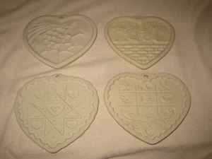 Lot of 4 Heart Shaped Pampered Chef Cookie Molds 1993 1994 1995 1996 - Picture 1 of 3