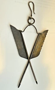 VINTAGE FRATERNAL ORGANIZATION MASONIC METAL BADGE # 1 QUILL PEN - Picture 1 of 4