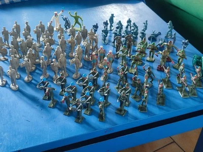 Lots soldats une centaine bon état ++ - Photo 1/4