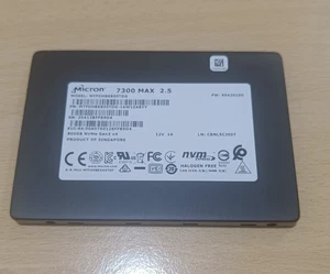 Micron 7300 Max MTFDHBE800TDG‑1AW1ZABYY – SSD 800 GB U.2 NVMe PCIe Gen3 - Foto 1 di 2