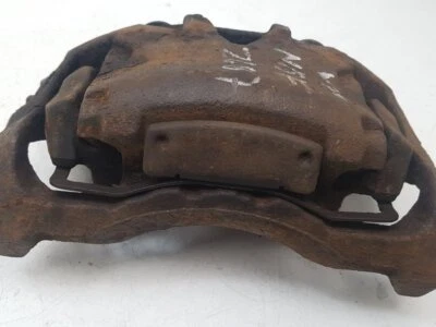 Pinça VOLVO V70 (LADO DO PASSAGEIRO DIANTEIRO) 36000151 2010-2015 - Imagem 1 de 4