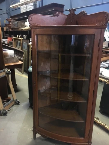 PRETTY antique Quartersawn oak corner cabinet glass door 4 shelves 67” h x 32” w Cover