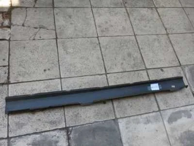 Peugeot 505 Sidemember Exterior Lado Derecho - Longeron Exterior Gauche - 701050 Foto 1 de 4