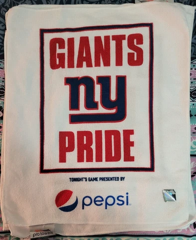 New York Giants NFL Licensed "Giants Pride" Pepsi SGA Rally Towel (New!) Cover