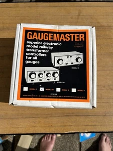 GaugeMaster Modell DS Transformator-Controller. Doppelspurig mit Bremssimulator. - Bild 1 von 5