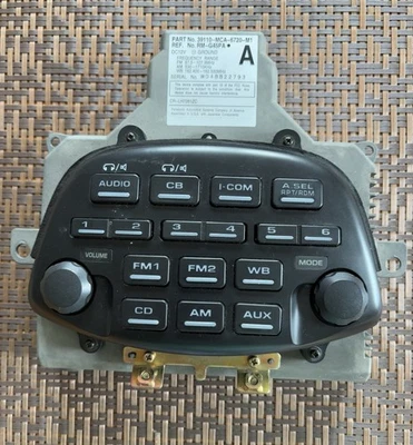 Radio control de audio estéreo Honda Goldwing GL 1800 2004 39110-MCA-6720-M1 Foto 1 de 4