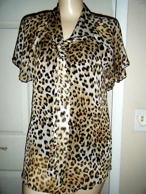 BLUSA MANGA CORTA TRANSPARENTE ESTAMPADO LEOPARDO RUE 21 TALLA M Foto 1 de 3