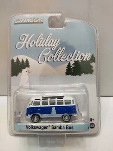 VOLKSWAGEN T1 SAMBA BUS DARK BLUE HOLIDAY COLLECTION 1:64 GREENLIGHT - Imagen 1 de 2