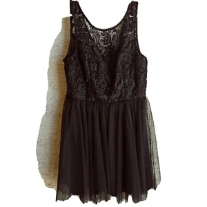 Dazzling Forever 21 Black Lace Bodice w Tulle Skirt Lined Dress Short Length EUC - Picture 1 of 5