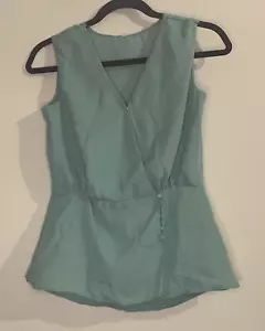 Icon Apparel Women’s Sleeveless Blouse Size Small - Picture 1 of 2