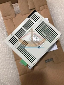 1 Stück Neu Mitsubishi Servoantrieb MR-J2S-60B-PY135 MRJ2S60BPY135 - Bild 1 von 1