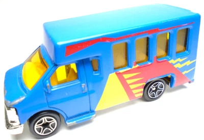 Autobús escolar Matchbox Chevy Transport 1998 azul fundido a presión 1:80 3" con rojo y amarillo Foto 1 de 4