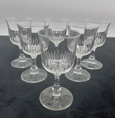 Bicchieri da vino vintage Claret x6 tagli verticali e bordo svasato altezza 150ml 13,5cm - Immagine 1 di 4