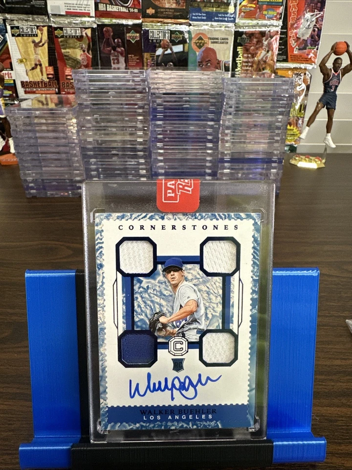 Chronicles Cornerstones Materials Quartz 2018/49 Walker Buehler Rookie Auto RC Foto 1 de 4