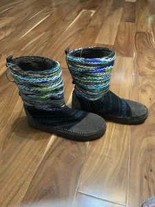 Toms 770615 Nepal Yarn halbhohe Stiefel Wildleder grau Strick Mokassins gefüttert Damenschuhe 10 - Bild 1 von 9