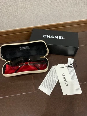 Gafas de sol CHANEL marrón Foto 1 de 4