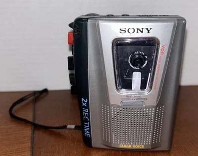 Grabadora de voz transparente casete portátil Sony ANTES grabadora TCM-20DV Foto 1 de 4