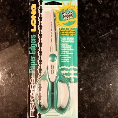 Fiskars paper edgers scissors scrapbooking Long size Ripple Pattern - Image 1 of 3