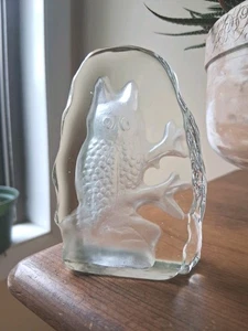 Vintage Owl Paperweight  Glass Crystal Incuse Great Horned Owl - Picture 1 of 11