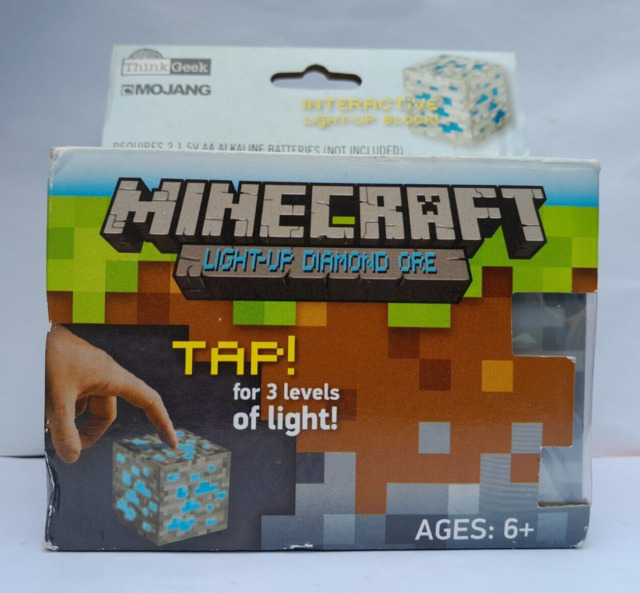 Espada de Espuma Minecraft ThinkGeek : : Brinquedos e