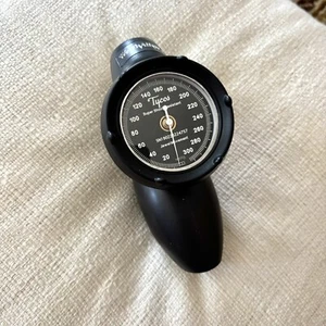 Welch Allyn DS58 Sphygmomanometer Aneroid Family Practice Hand Gauge - Picture 1 of 8