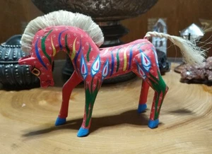 Oxacan in legno intagliato dipinto a mano arte popolare messicana firmato cavallo Aurora Sosa Sosa - Foto 1 di 11