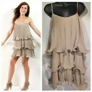 New H&M Layered Tiered Mini Dress Size Large Tan / Taupe - Picture 1 of 4