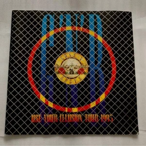 Guns N' Roses / USE YOUR ILLUSION TOUR 1993 Japan Tour Libro Ufficiale Tour F/S - Foto 1 di 5
