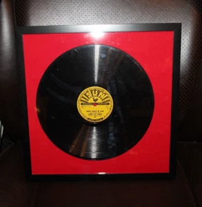 Framed 78 RPM record with Reproduction Sun Record Label of Jerry Lee Lewis - Picture 1 of 3
