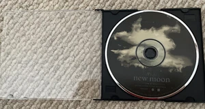 The Twilight Saga: New Moon Soundtrack - Audio CD By Various Artists - VERY GOOD - Picture 1 of 3