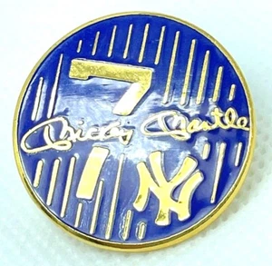 Mickey Mantle #7 Signature New York Yankees Limited Collectible Blue Pin - Picture 1 of 3
