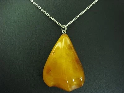 835 Argento Catena & 925 Argento Sterling Ciondolo Con Ambra Ricoperto / 70,0 CM - Immagine 1 di 3