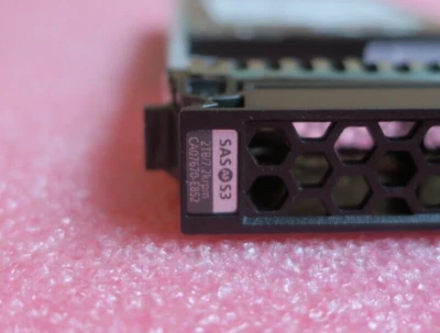 Fujitsu Eternus 2TB 7.2K SAS 12G 2.5" Hard Drive HDD CA07670-E852 For DX S3/S4 - Image 1 of 4