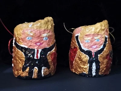 FOLK ART FUN 全新套装 Santa Trump 2025 圣诞装饰品 Bell 绘画 高尔夫俱乐部 — 第 1/4 张图片