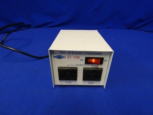 Philmore ST-100 Step-Up & Down Transformer (Output 110V, 220V) - Picture 1 of 6