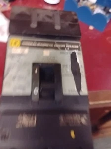 Square D KA KA36225 3 Pole 225 Amp 600 V I-Line Circuit Breaker. Tested - Picture 1 of 4