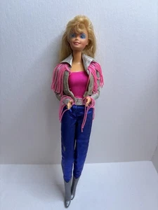 Barbie e i Rockers 1986 vera azione danzante Barbie in concerto tour vestito - Foto 1 di 7