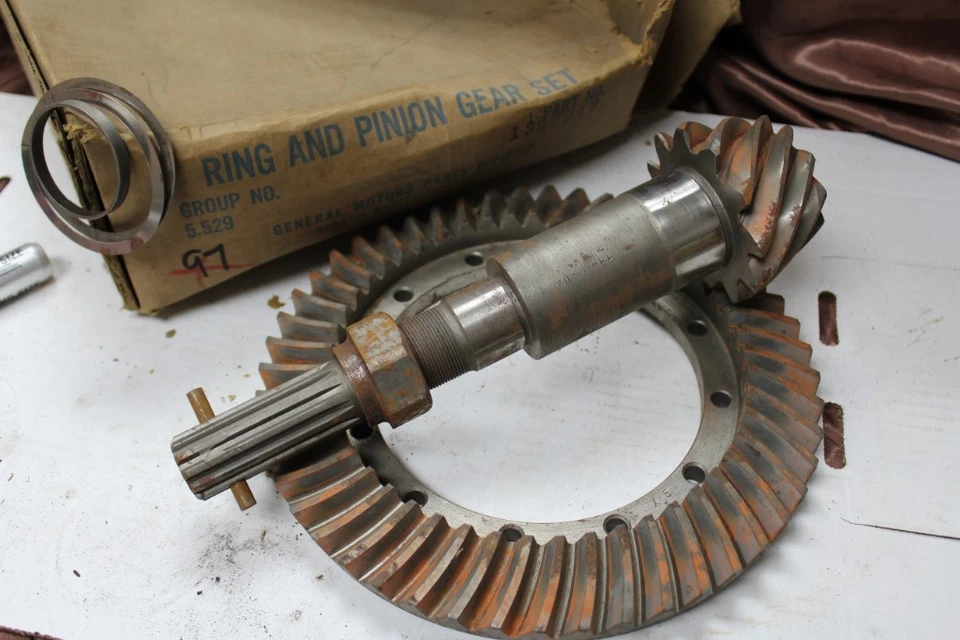 Juego de engranajes de anillo y piñón Buick 1394913 GM 1320946-49-11-GM (97) Foto 1 de 1