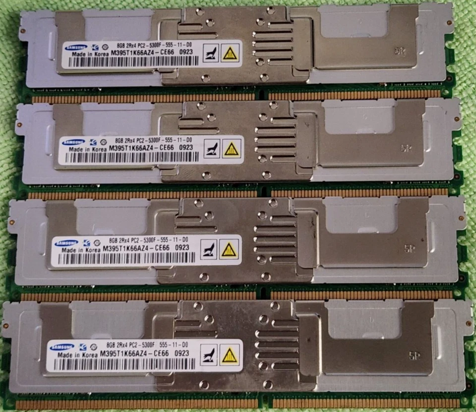 Samsung 32GB (8GBx4) 2Rx4 PC2-5300F Server Memory RAM M395T1K66AZ4-CE66 - Image 1 of 1
