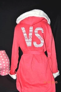 Victorias Secret LIMITED EDITION Sherpa Hooded Robe MONOGRAMED NWT M / L - Picture 1 of 2