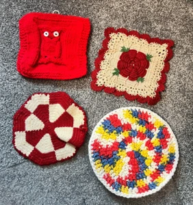 Vintage Crochet ~ Retro Kitchen ~ Hot Pads Potholders~ RED ~ Lot of 4 - Picture 1 of 4